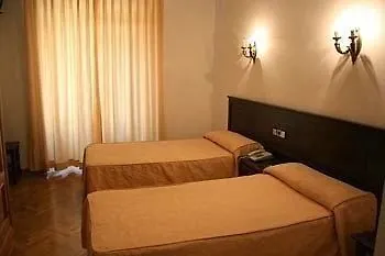 Hotel Des Voyageurs 3*