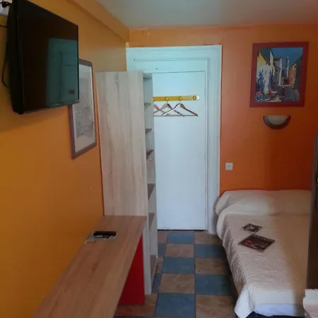 Des Voyageurs Otel